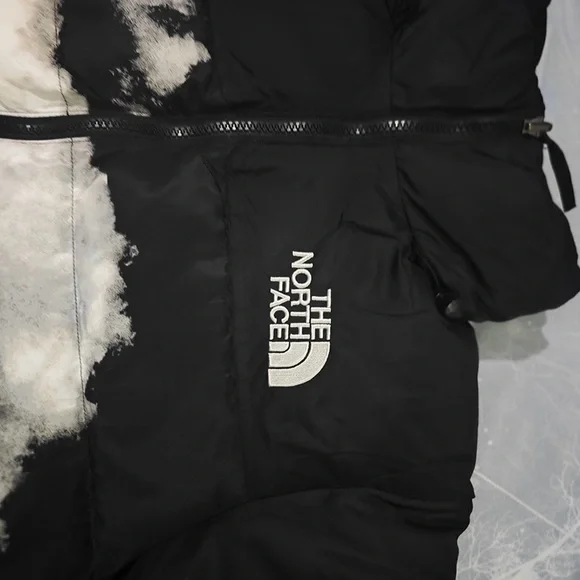 The North Face Cloud Print Down Jacket - Picture 10 of 10
